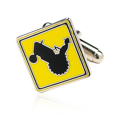 Tractor Cufflinks http://site.cufflinksman.com/images/cuffs/CLI-1501_Tractor_Cufflinks_1.jpg
