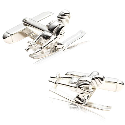 Skier Cufflinks http://site.cufflinksman.com/images/cuffs/CLI-1912_Sterling_Skier_Cufflinks_1.jpg